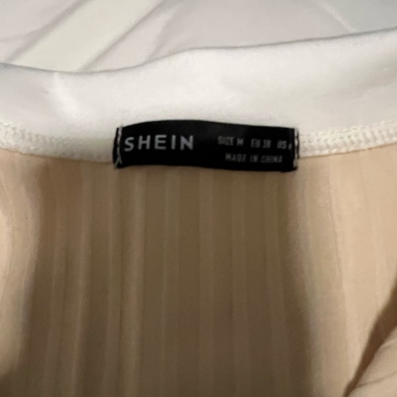 Cream Tee - Picture 2 of 2